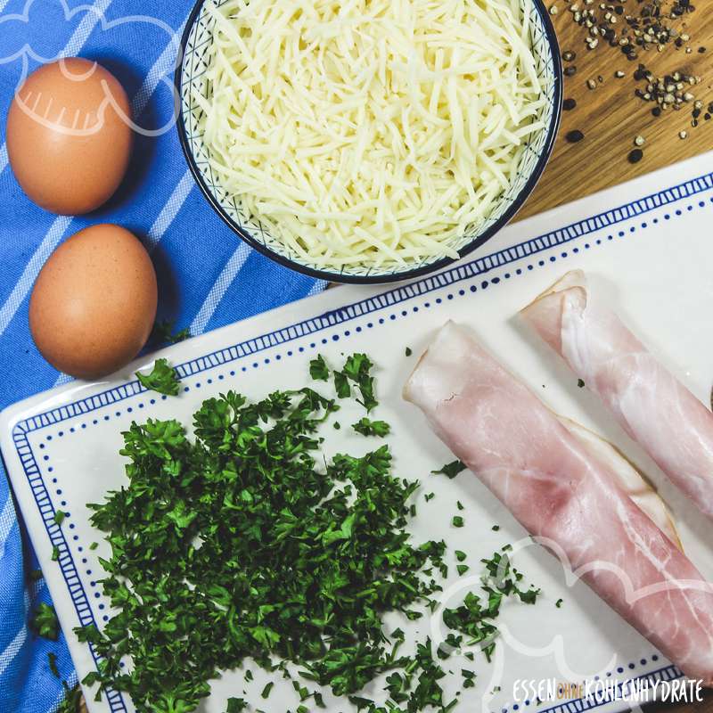 Pfannkuchenrolle mit Schinken - Essen ohne Kohlenhydrate